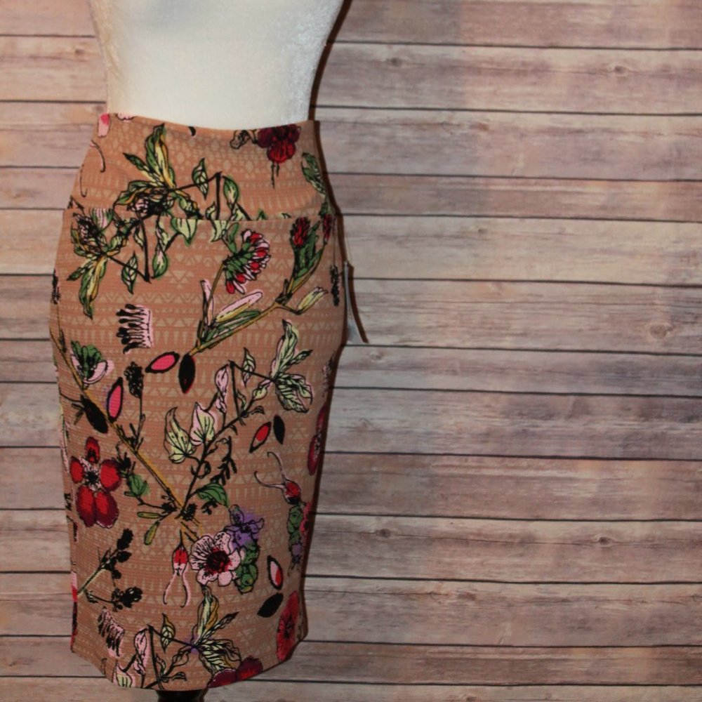 Lularoe Small Cassie #6